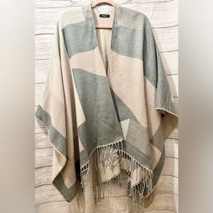 Janice| blush and grey shawl